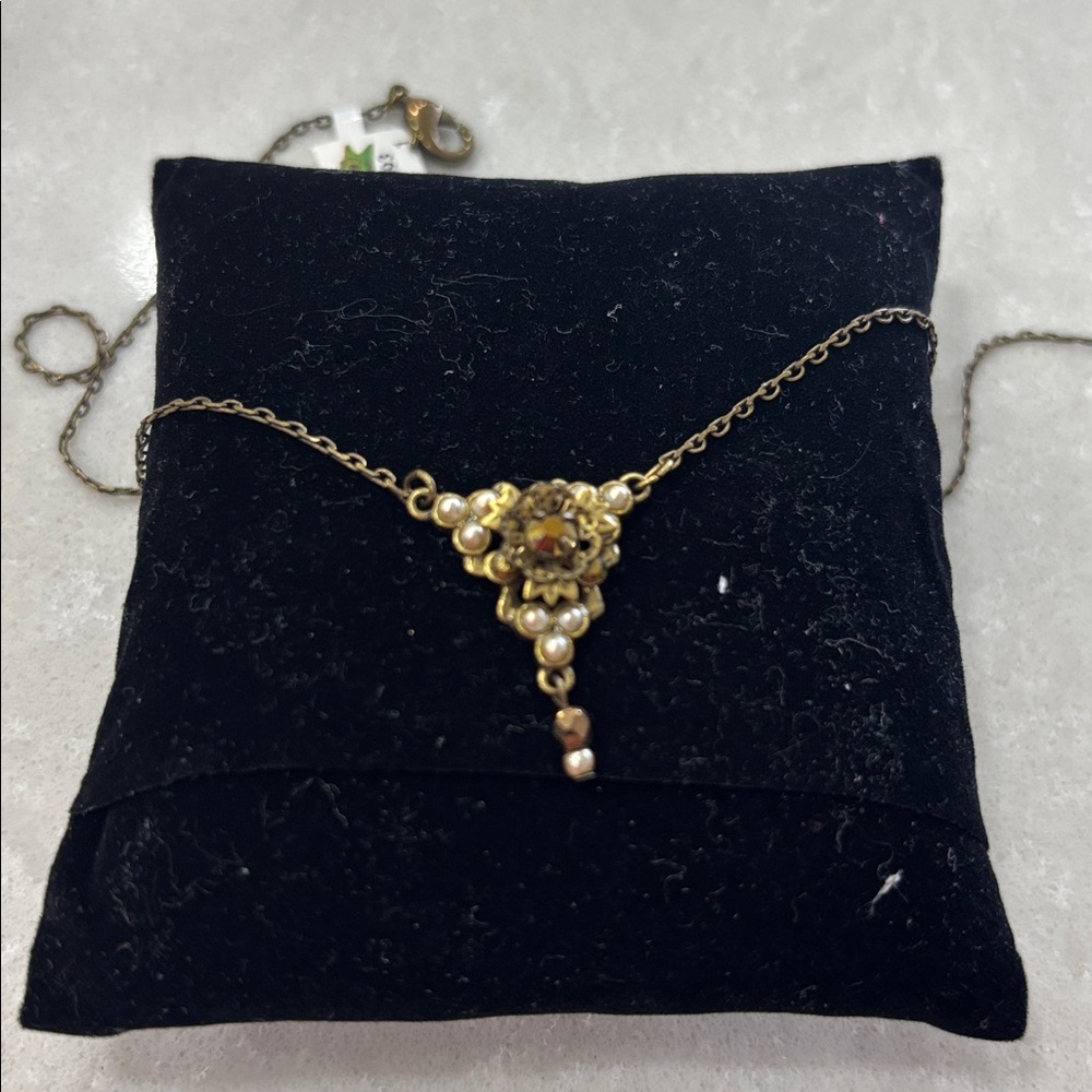 Vintage glamour Muchal Negrin necklace